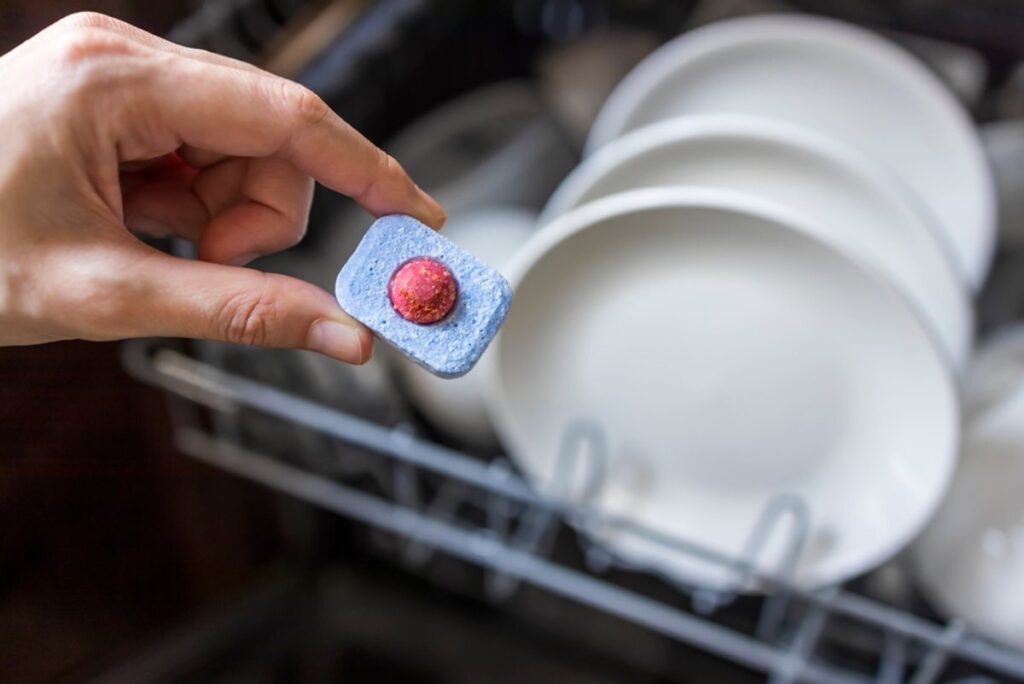 Stiftung Warentest: Diese günstigen Spülmaschinentabs reinigen am besten